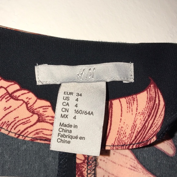 H&M floral romper - US 4 - Picture 3 of 3